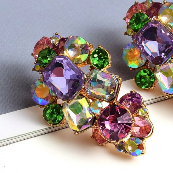 2/$35 "Lox" cluster rhinestone purple and pink earrings - Picture 10 of 10